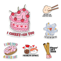 Cartoon Food Woordspeling Liefde Acryl Schoen Charms Schattige Valentijns Dessert Sushi Donut Clog Decoratieve Charms DIY Schoen Accessoires