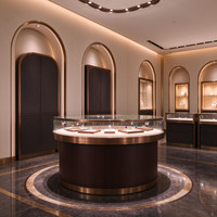 Meubles de magasin de bijoux vintage haut de gamme, vitrine d'îlot central ronde sur mesure, vitrine de consultation privée VIP