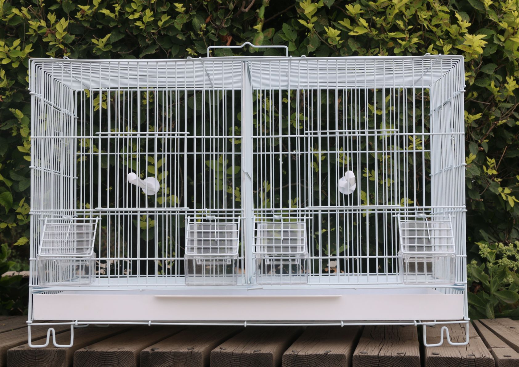 outdoor bird breeding cage