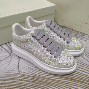 Chaussures de luxe haut de gamme 2026 pour hommes, baskets décontractées rétro à plateforme basse pour la Pâques et la Saint-Valentin, chaussures basses pour femmes entièrement ornées de diamants - Product Image 6