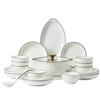 Nouvelles collections de vaisselle en céramique de style nordique de luxe avec bordure dorée, assiettes pour plats occidentaux, assiettes à steak, bols à salade de fruits, vaisselle de table pour la maison