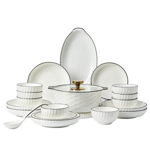 Nuovo stile nordico di lusso oro bordato stoviglie in ceramica <span class=keywords><strong>set</strong></span> piatto occidentale bistecca ciotola insalata di frutta stoviglie per la casa - Product Image 6