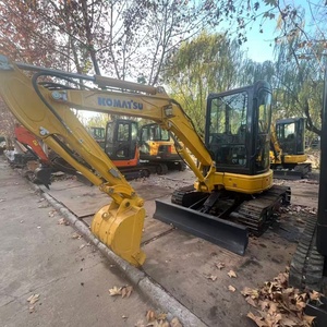 Mini-excavatrice Komatsu PC35MR d'occasion, excavatrice sur chenilles Komatsu de 3,5 tonnes avec lame de bouteur, mini-excavatrice à bas prix à vendre - Product Image 2