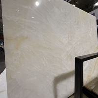 Dalle de quartzite cristal blanc naturel du Brésil, polie, translucide, pierre de cristal blanche pour murs rétroéclairés et comptoirs de luxe