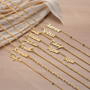 Collana con Nome Personalizzato in Acciaio Inossidabile Placcato Oro 18K, Ciondolo con Targhetta Personalizzata, Gioiello Regalo <span class=keywords><strong>per</strong></span> Donne e Ragazze - Product Image 1