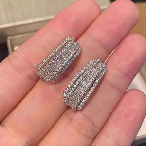 Orecchini a Perno alla Moda per Donne, Accessori Semplici per Uso Quotidiano, per Abiti e Come Regalo - Product Image 1