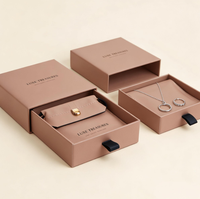 Boîte à bijoux en papier avec logo personnalisé et pochette en velours, emballage cadeau recyclable de qualité supérieure pour boucles d'oreilles, bracelet et collier
