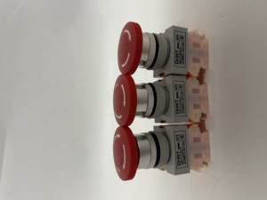 Bouton d'arrêt d'urgence CHINT NP4 100% neuf et original - Product Image 1