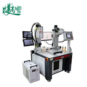 Machine de marquage laser à double station, haute précision, synchronisée et automatique, pour le marquage UV des codes sur l'intérieur et l'extérieur des bouteilles. - Product Image 5