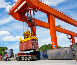 Grue portique à portique sur rail pour conteneurs, certifiée CE, pour quai et entrepôt, 45/60 tonnes, contrôlée par PLC, avec boîte de vitesses à roulements - Product Image 3
