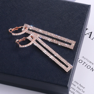 CAOSHI OEM ODM Rose <strong>Gold</strong> Color Rhinestone <strong>Earrings</strong> Sparking Crystal Wedding Jewelry Long <strong>Dangle</strong> Drop <strong>Earrings</strong> Women - Product Image 3