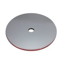 Plaques de poids calibrées de haute qualité de 2 pouces, 25 kg, en acier chromé avec traitement givré et boucle en silicone pour barre d'haltères
