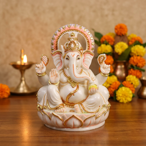 Statue de Ganesha assis en résine et marbre, artisanat Nirmala |   Idole du Seigneur Vinayaka avec halo rayonnant et accents dorés - Product Image 1