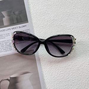 Designer Women's Purple <b>Rectangle</b> for Luxurious Sunglasses Large Oversized Full Rim Vintage PC <b>Mirror</b> Lenses % UV Protection - Product Image 1