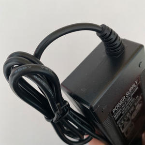 Chargeur de scooter électrique 42V 1.5A 42V 1.5A Chargeur de batterie au lithium 36V 24V Pièces de scooter électrique <span class=keywords><strong>E</strong></span>-<span class=keywords><strong>TWOW</strong></span> - Product Image 6