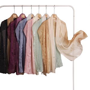 Écharpe en satin de soie pour homme, 180 cm, peinte à la main, dégradé de couleurs, avec strass thermocollés, scintillante, polyvalente, douce, soyeuse et fine - Product Image 3