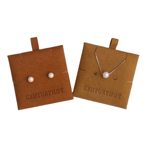 Sac à bijoux en velours avec insert en microfibre et pochette de collier rembourrée à bouton-pression pour un rangement et une organisation pratiques - Product Image 4