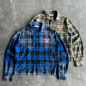 เสื้อเชิ๊ตผู้ชายลายสก๊อตแขนยาวผ้าสักหลาดลายสก็อตแขนยาวผ้าสักหลาดประดับพลอยเทียมสำหรับกันแดดออกแบบได้ตามต้องการ - Product Image 1