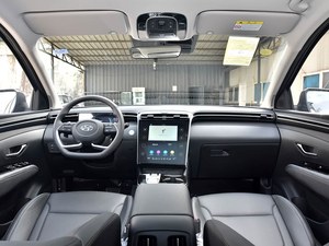 <span class=keywords><strong>Hyundai</strong></span> <span class=keywords><strong>Tucson</strong></span> L SUV <span class=keywords><strong>2023</strong></span> 1.5T Automático 2WD Edición <span class=keywords><strong>Premium</strong></span> LUX Asientos de Cuero Techo Panorámico - Product Image 4