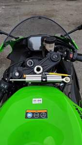 Estabilizador CNC ONE.K.S <span class=keywords><strong>de</strong></span> Aleación <span class=keywords><strong>de</strong></span> Aluminio 7075, <span class=keywords><strong>Amortiguador</strong></span> Completo con Soporte <span class=keywords><strong>de</strong></span> Montaje para Dirección para <span class=keywords><strong>ZX6R</strong></span> ZX-6R 2023-2026 - Product Image 5