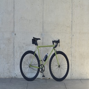 Bicicletta Gravel per Adulti 700C con Telaio in Acciaio 4130, Colore Verde Oliva Opaco, Monovelocità, a Scatto Fisso - Product Image 1