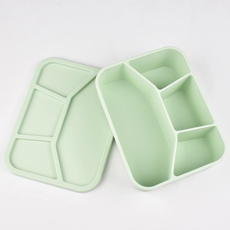 สีเขียวอ่อน