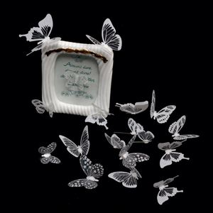 18 Piezas de Mariposas 3D Blancas y Negras, Adhesivos de Pared Huecos de PVC, Adhesivos Creativos para Decoración del Hogar y Fotografía - Product Image 3