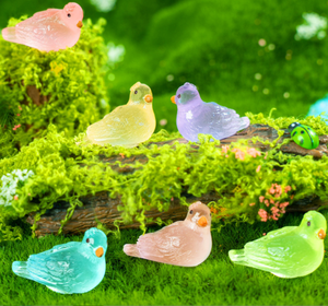 <span class=keywords><strong>Figurine</strong></span> d'oiseau en résine de Pigeon lumineux dans le noir mignon de dessin animé miniature pour le jouet d'enfant chanceux de sac aveugle de mystère bricolage en gros - Product Image 3