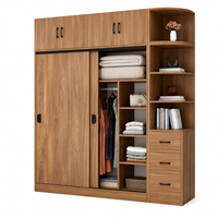 Armoire de chambre à coucher moderne à grande capacité avec portes coulissantes en bois massif pour usage hôtelier
