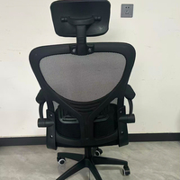 Chaise de bureau ergonomique en maille respirante avec dossier haut et appui-tête réglable, pivotante