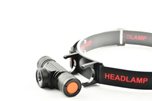 Brightenlux tùy chỉnh trọng lượng nhẹ dài chùm vật liệu kim loại 3 chế độ 18650 Powered không thấm nước USB sạc Led Đèn Pha - Product Image 3