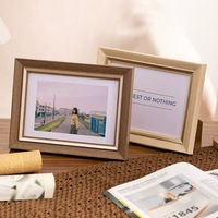 Cadre photo en métal composite PS multicolore 5 "6" 7 "Emballage cadeau mural simple et moderne pour bureau à domicile
