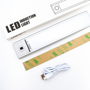 YIDUN Luce <span class=keywords><strong>LED</strong></span> Wireless a Batteria con Sensore di Movimento, in Alluminio, Montaggio a Parete per <span class=keywords><strong>Cucina</strong></span>, Colore Grigio - Product Image 6