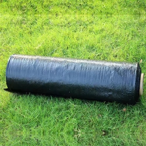 Barrière d'<span class=keywords><strong>herbe</strong></span> <span class=keywords><strong>anti</strong></span>-mauvaises herbes pour le <span class=keywords><strong>jardin</strong></span>, tissu de couverture du sol, tapis de <span class=keywords><strong>géotextile</strong></span> tissé pour l'aménagement paysager - Product Image 4