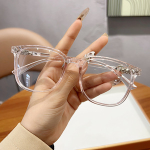 Can Match the Degree of Korean Version of Street Shooting Personality Eye Male Online Celebrity Black Rimmed Flat <strong>Glasses</strong> 2372 - Product Image 4