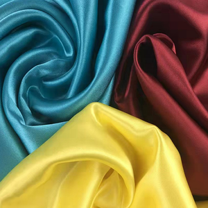 Tissu satiné extensible haute élasticité, directement de l'usine, 95% polyester, 5% élasthanne, lisse comme de la <span class=keywords><strong>soie</strong></span>, pour lingerie, vêtements de nuit et confection. - Product Image 2
