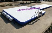 Plateforme flottante gonflable sur mesure en PVC Drop Stitch avec échelle en acier inoxydable