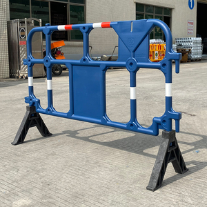 Barrera de Tráfico de Plástico HDPE de 1600*1000 mm Moldeada por Soplado, Barrera de Seguridad Temporal para Control de Multitudes - Product Image 2