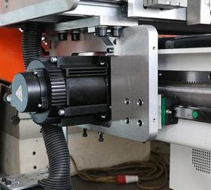 Máquina de Corte y Rotura de Vidrio CNC de Nuevo Diseño Feike |   Cortador de Vidrio Cuadrado Automático Inteligente, Potencia de 3/12 W, Grosor de 3-19 mm, 1 Año de Garantía - Product Image 5