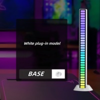 Lumière d'ambiance LED RVB à commande vocale pour voiture et bureau avec synchronisation musicale, batterie rechargeable et lumières décoratives à intensité variable