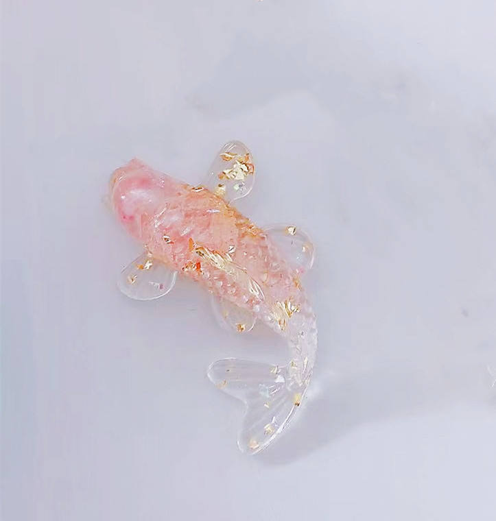 rose quartz crushed stone+ gold foil