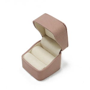Caja de anillo de boda de lujo pequeña con logotipo personalizado de alta calidad caja de embalaje de anillo de joyería de MOQ bajo - Product Image 3