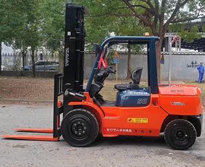 Good Performance Japan Origin Toyota Diesel <b>Forklift</b> 5 Ton Used with Engine Bearing Motor 7200KG 0-2000 Hours - Product Image 4