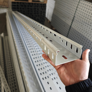 Solution de pose de chemin de câbles perforé et ventilé optimisé en acier galvanisé à chaud (HDG) - Product Image 1