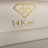 Boîte de rangement pour bijoux de qualité supérieure en cuir PU blanc rectangulaire avec logo personnalisé en feuille d'or, moderne, pour bagues, pendentifs, boucles d'oreilles, coffret cadeau