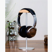 Vente en gros de présentoir pour casque en bois de noyer massif et alliage d'aluminium Porte-casque universel pour bureau