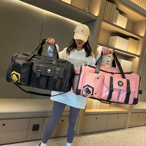 Sac de week-end pratique et minimaliste multicolore de haute qualité, sac de rangement moderne imperméable, sacs de voyage à prix abordable - Product Image 1