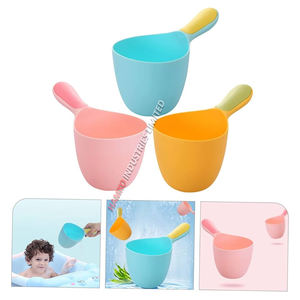 Expérience avec fonctionnalité Louche à eau en plastique fabriquée par les meilleurs fabricants du Bangladesh Excellence en matière de conception et de durabilité - Product Image 6