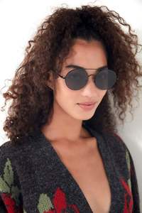 UNOC <span class=keywords><strong>2022</strong></span> Lunettes de soleil rondes pour femmes Lentille colorée à la mode avec monture en métal doré ou argenté Lunettes de soleil à la mode - Product Image 4