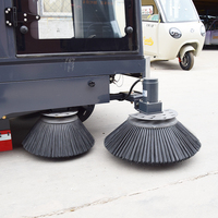 Balayeuse électrique autoportée certifiée CE 2000 mm, prix usine, balayeuse industrielle personnalisée à batterie pour aéroport et place publique
